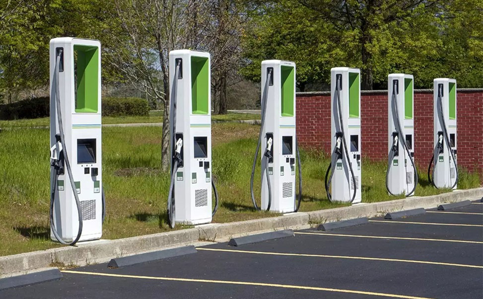 汽車充電樁加盟的盈利途徑與市場策略